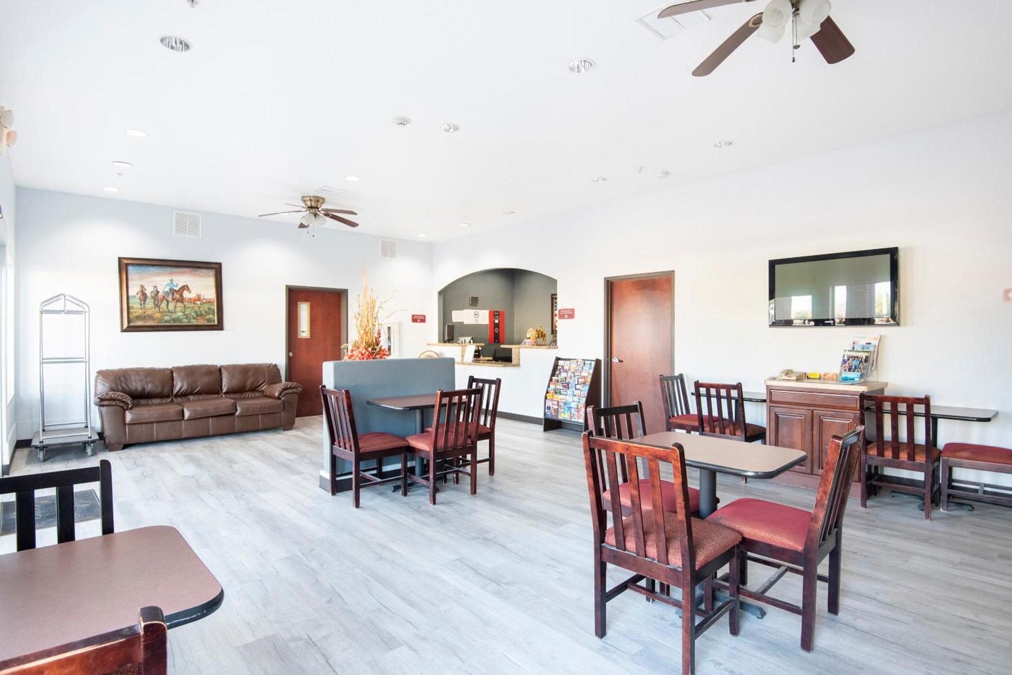 Oyo Townhouse Clute Lake Jackson Luaran gambar