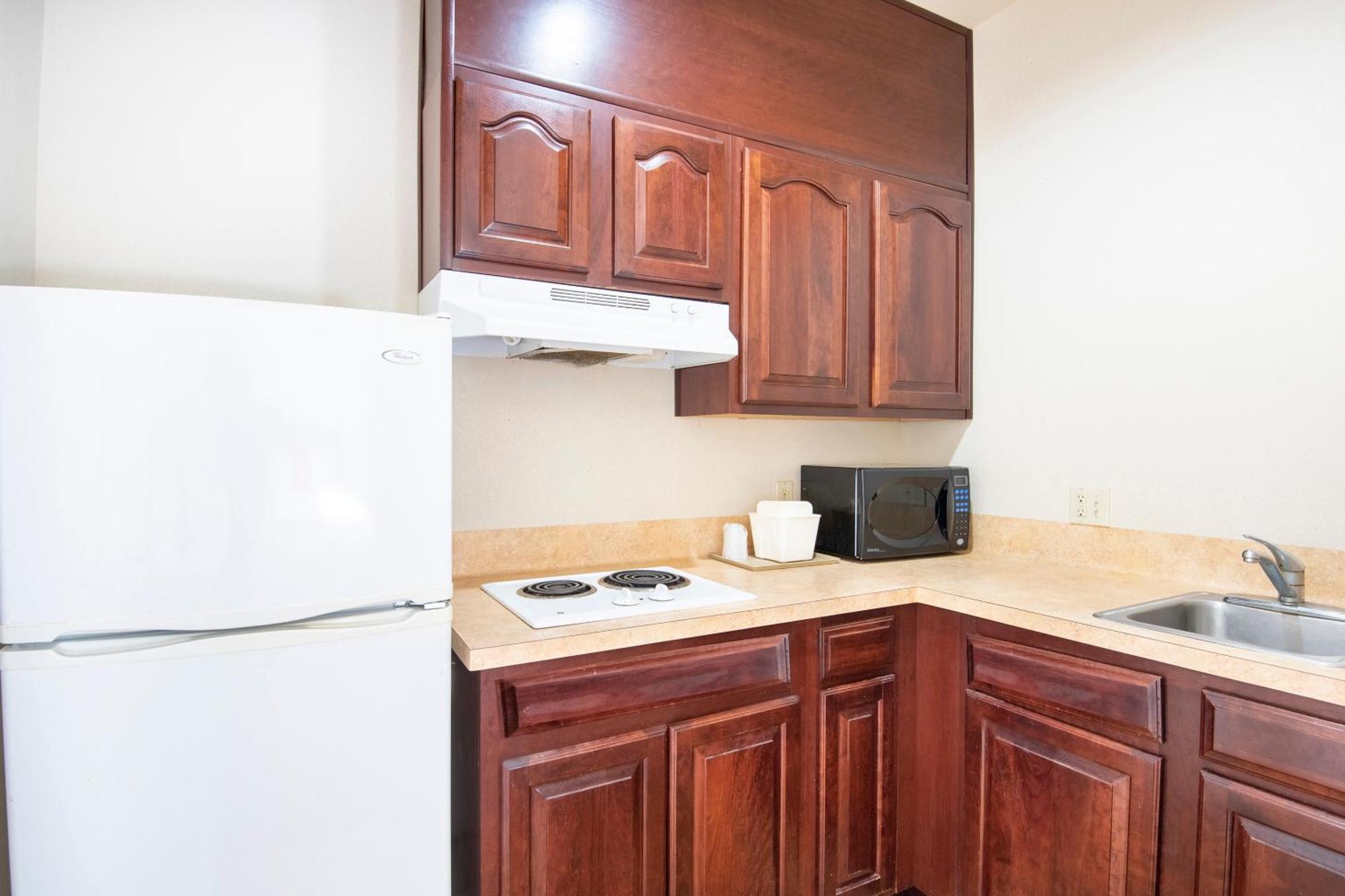 Oyo Townhouse Clute Lake Jackson Luaran gambar