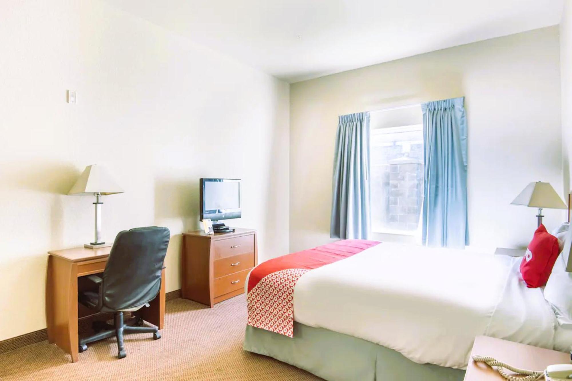 Oyo Townhouse Clute Lake Jackson Luaran gambar